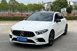 奔馳A級 奔馳 改款 A 200 L 運動轎車時尚型