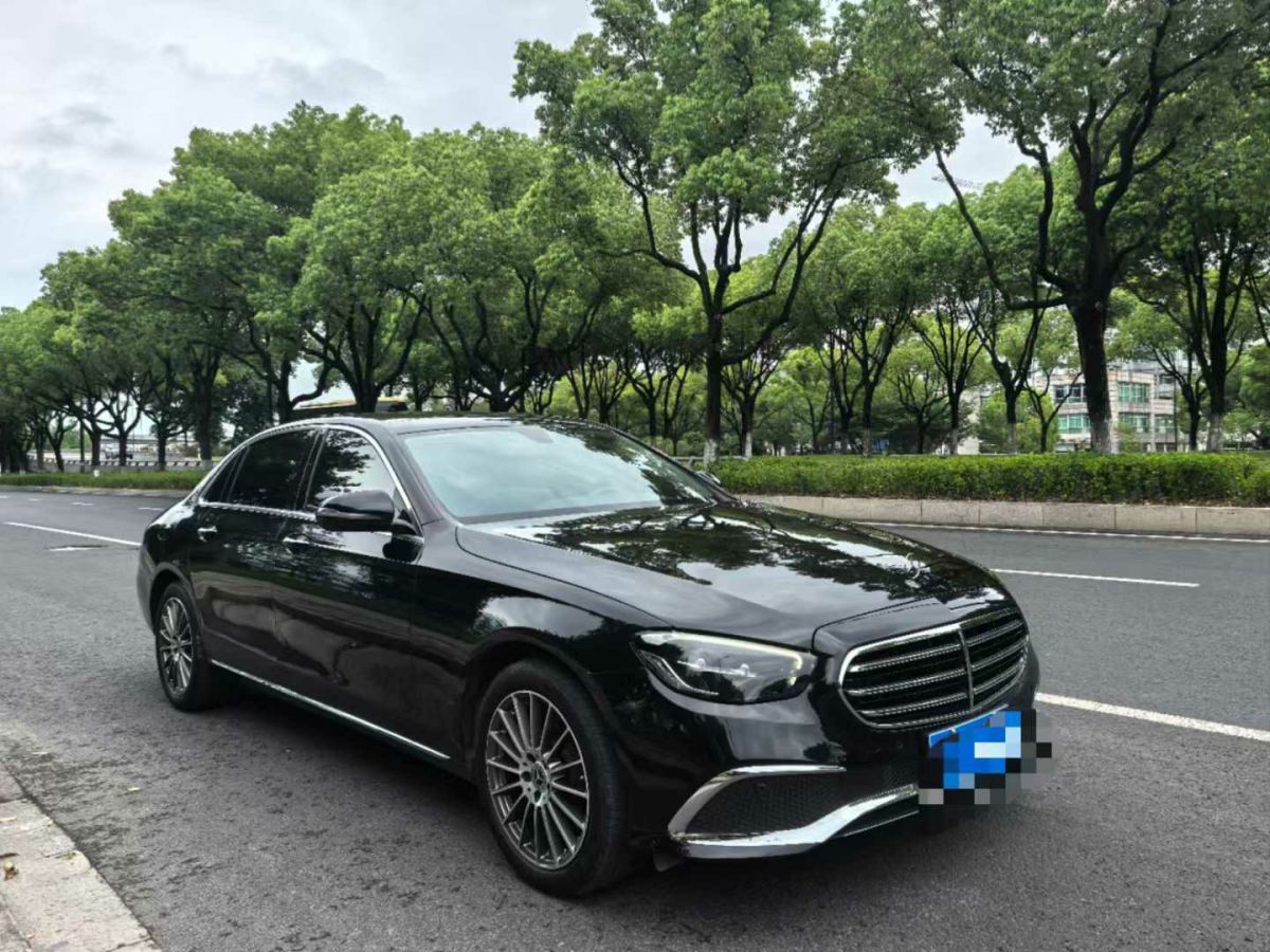 奔馳 奔馳E級(jí)  2022款 E 300 L 豪華型圖片
