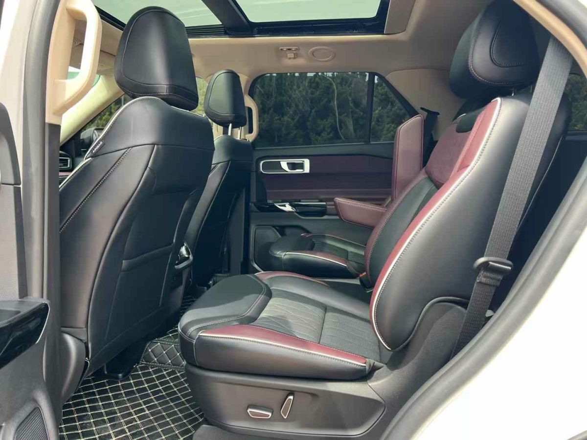 福特 探險(xiǎn)者  2023款 EcoBoost 285 后驅(qū)風(fēng)尚版 6座圖片