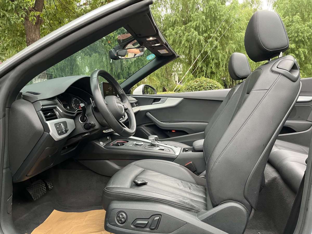 2019年07月奥迪 奥迪A5  2019款 Cabriolet 40 TFSI 时尚型