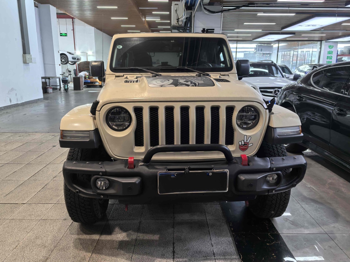 Jeep 牧馬人  2019款 2.0T Sahara 四門版 國VI圖片