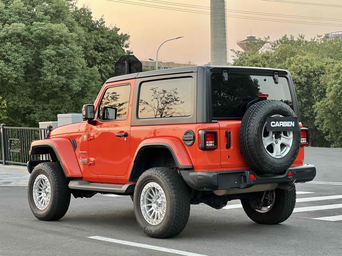 Jeep 牧馬人  2019款 2.0T Sahara 兩門版 國VI圖片