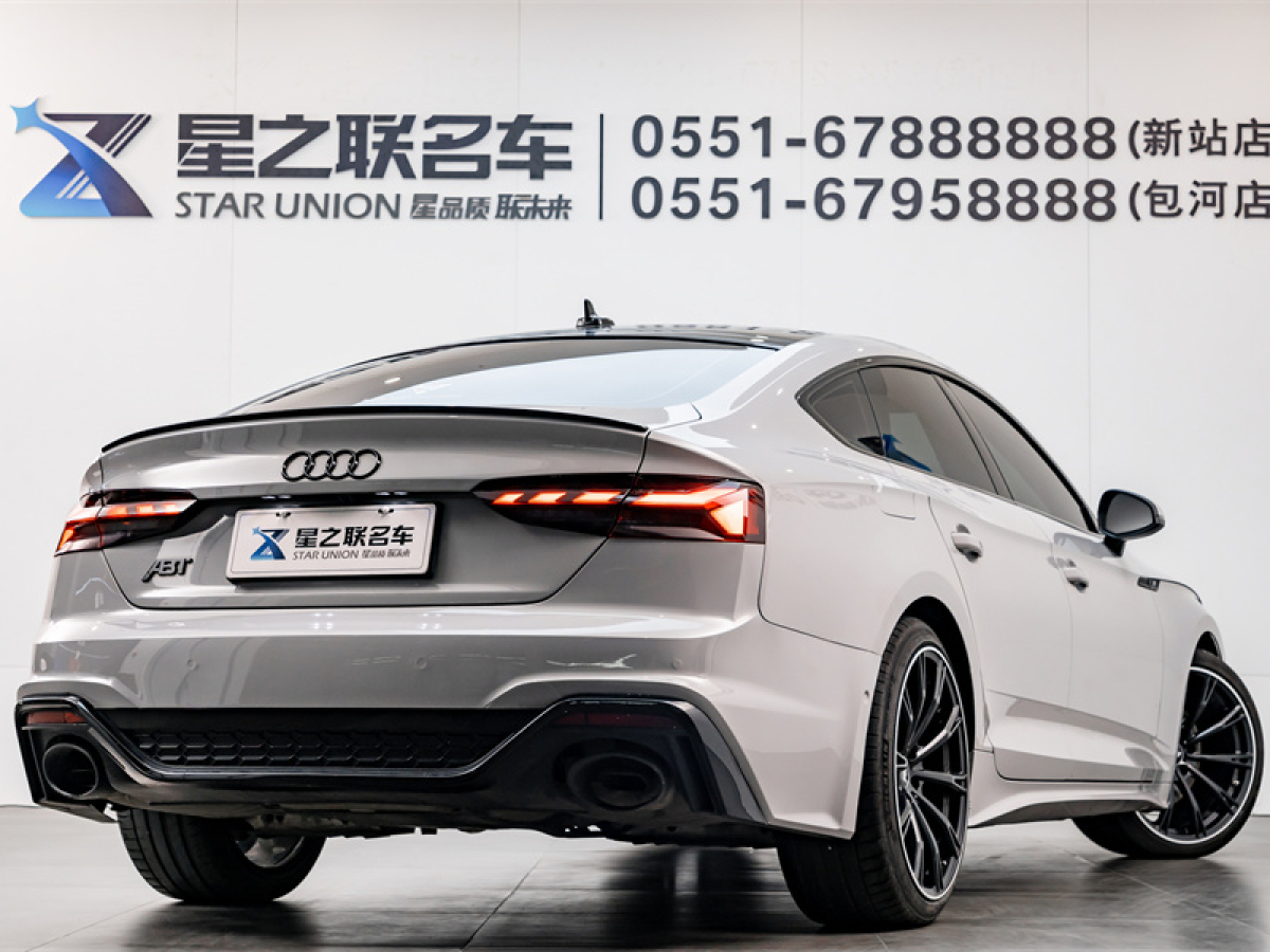 奧迪A5（進(jìn)口）21款 Sportback 45 TFSI quattro 臻選動感型圖片