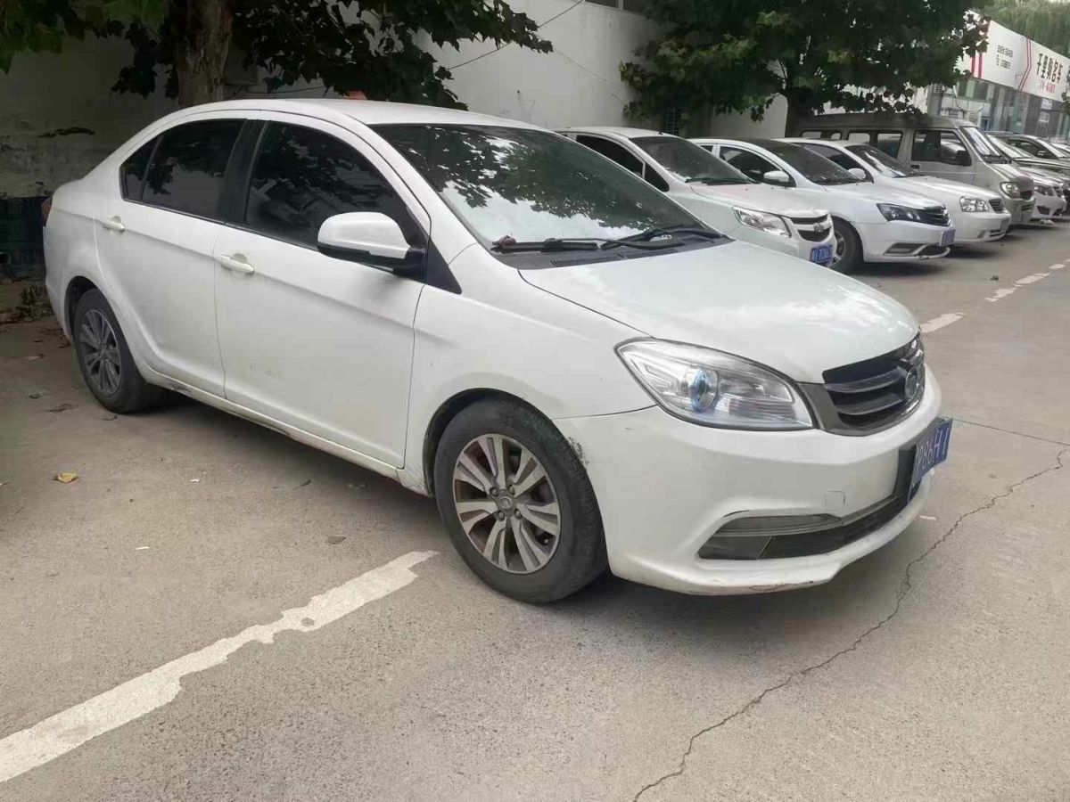 長(zhǎng)城 C30  2015款 1.5L 手動(dòng)精英型圖片