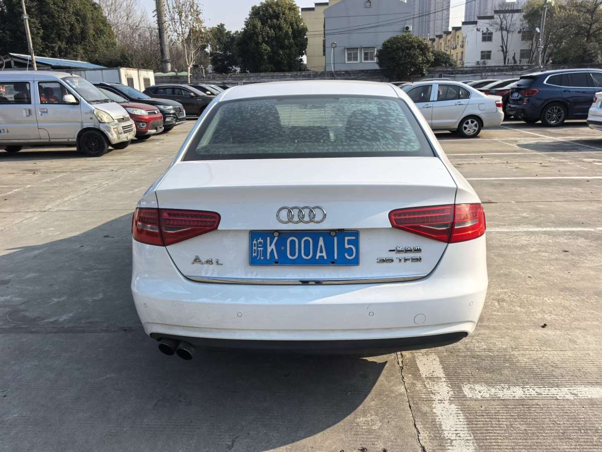 奧迪 奧迪A4L  2015款 35 TFSI 百萬(wàn)紀(jì)念智領(lǐng)型圖片