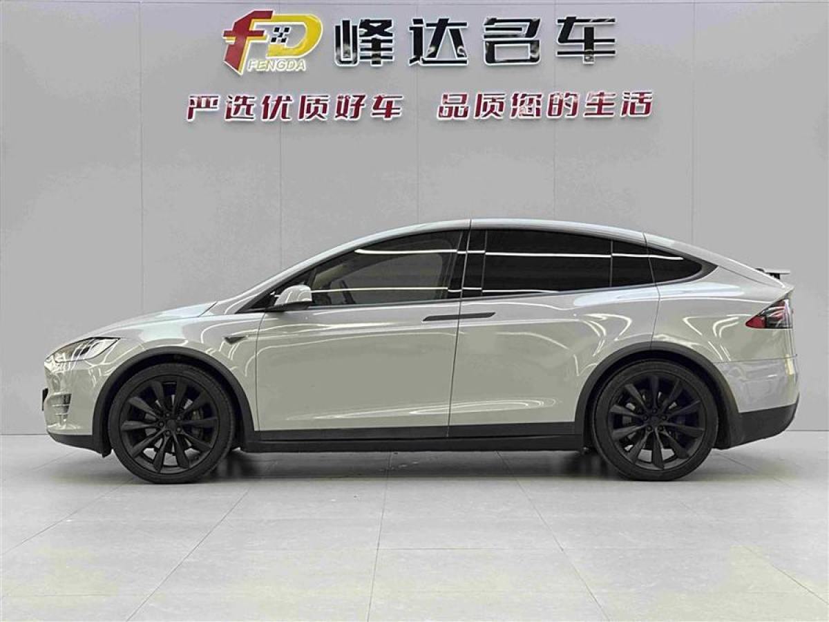 特斯拉 Model X  2016款 Model X 90D圖片