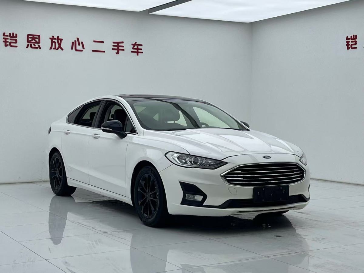 福特 蒙迪歐  2020款 EcoBoost 180 時(shí)尚型圖片