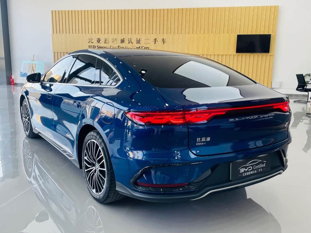 比亞迪 漢  2022款 DM-i 121KM 領(lǐng)航型圖片