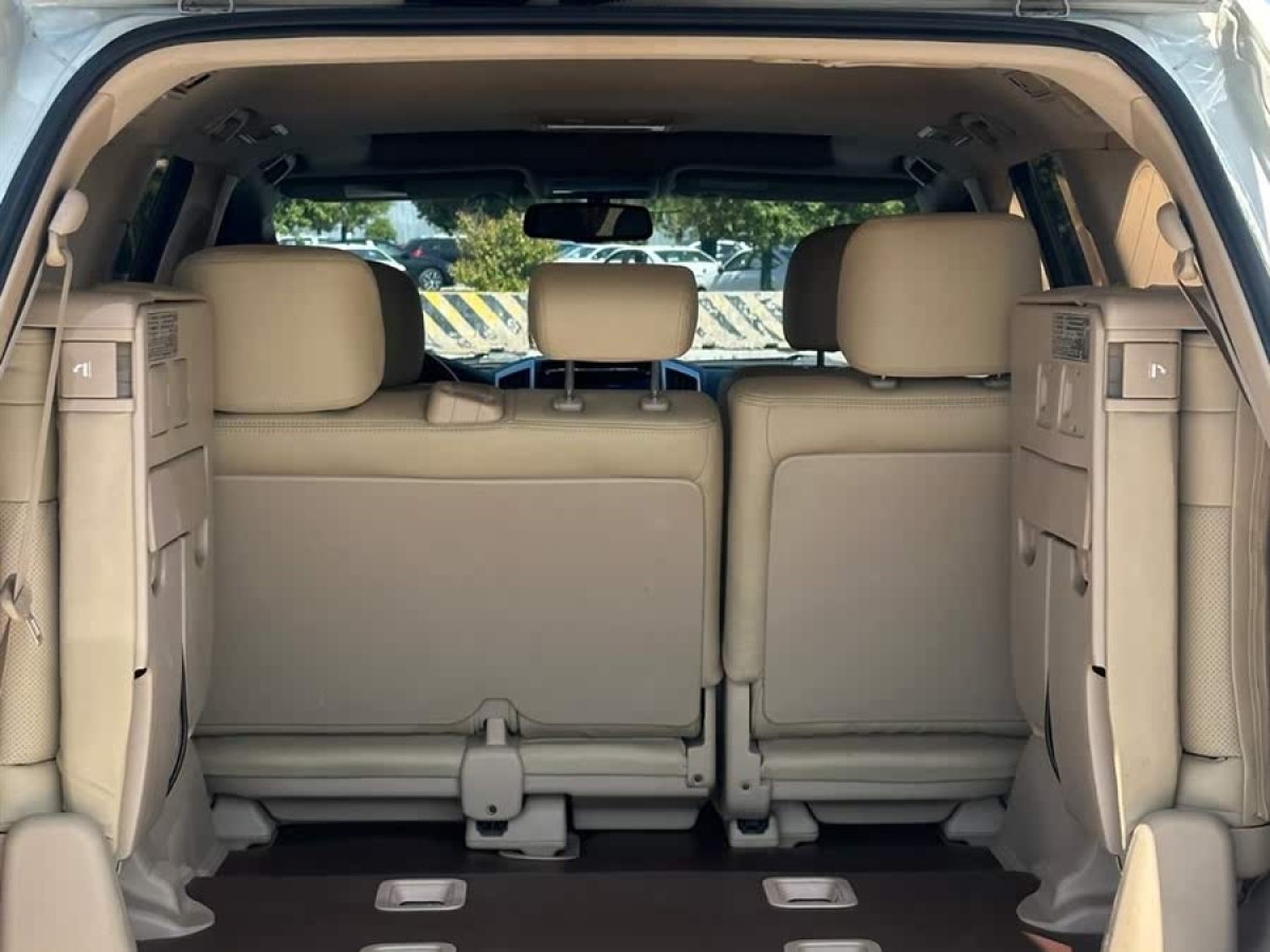 豐田 蘭德酷路澤  2015款 4.6L V8 中東限量版圖片