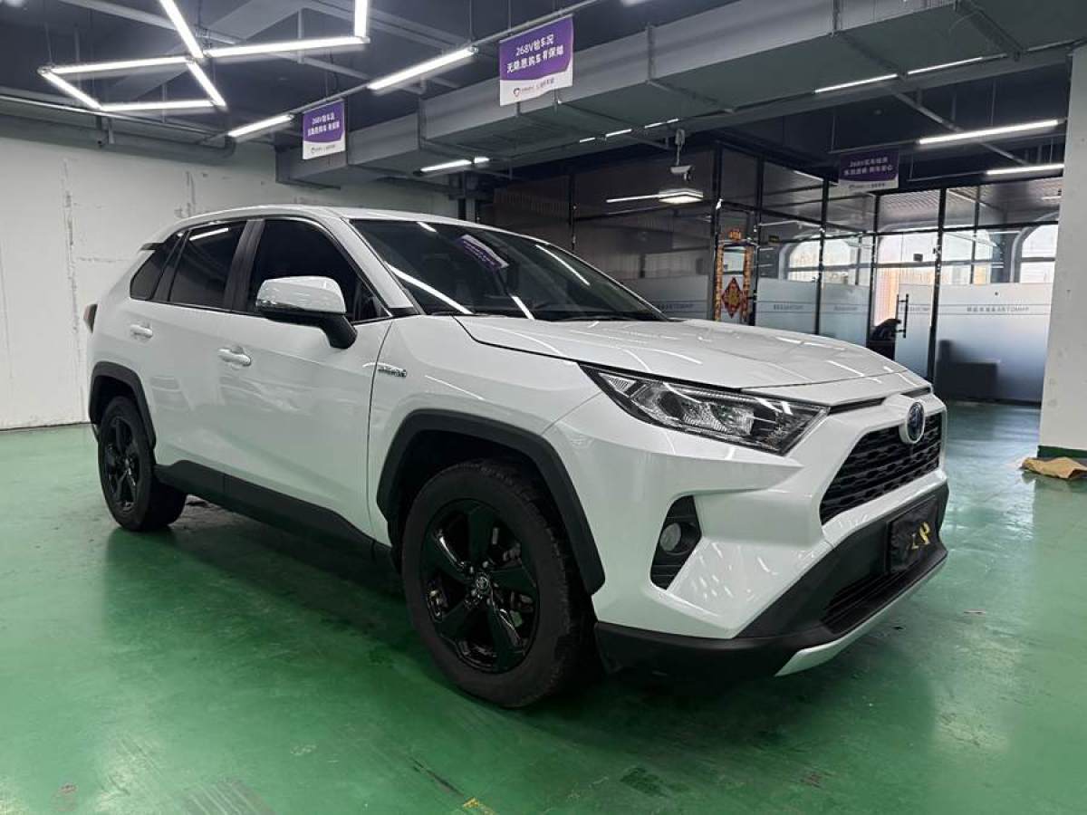 豐田 RAV4榮放  2023款 雙擎 2.5L E-CVT四驅(qū)精英Plus版圖片