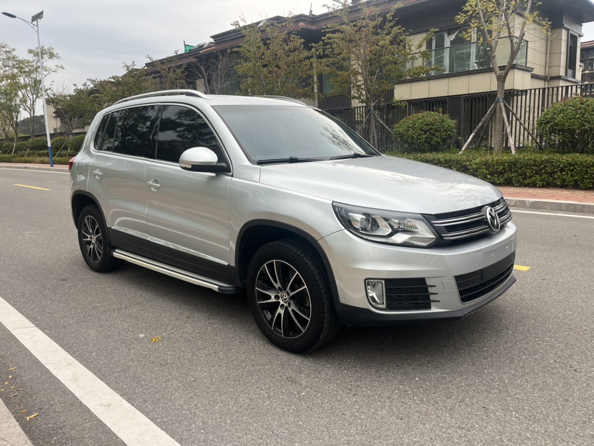 2014年03月大眾 途觀  2013款 1.8TSI 自動兩驅(qū)豪華型