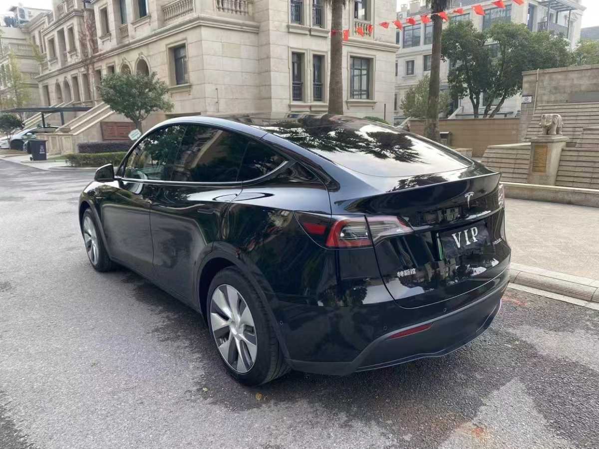 特斯拉 Model 3  2022款 后輪驅(qū)動版圖片