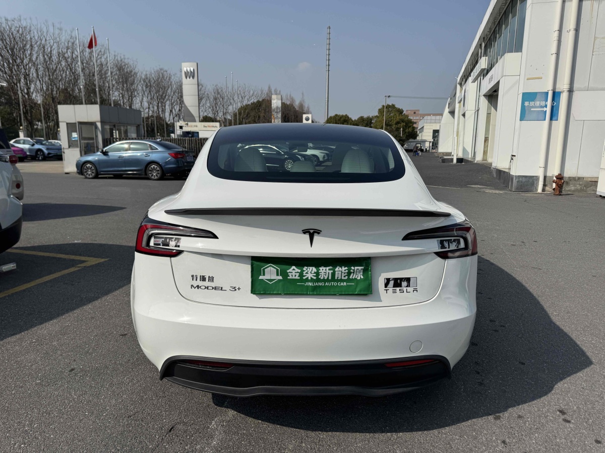 特斯拉 Model 3  2023款 長續(xù)航煥新版 雙電機全輪驅(qū)動圖片