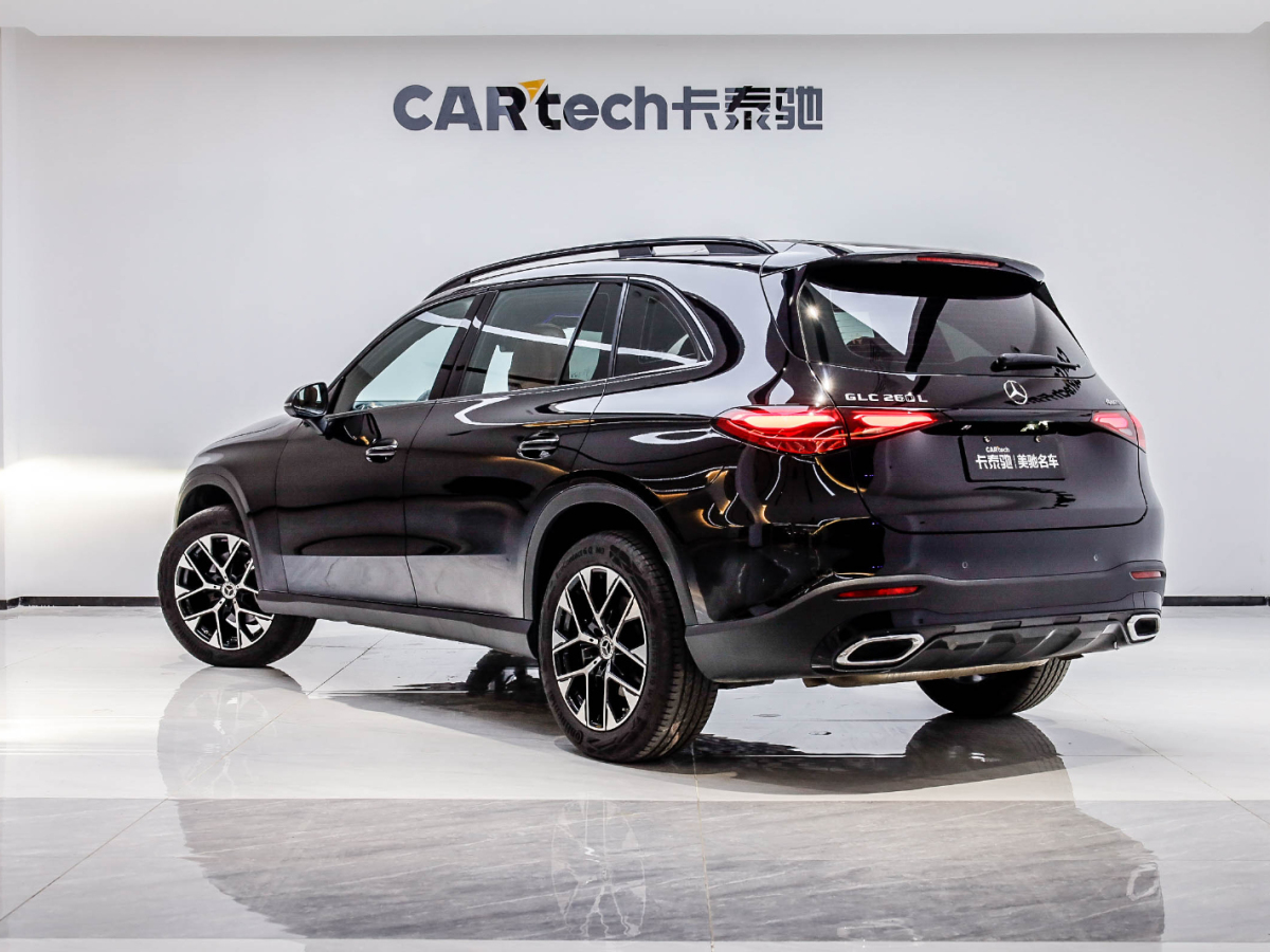 奔馳GLC級(jí) 2023款 GLC 260 L 4MATIC 動(dòng)感型 5座圖片