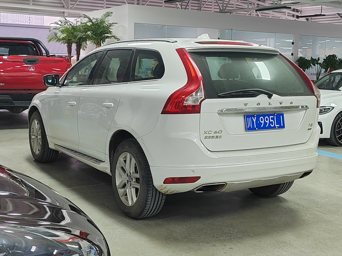 沃爾沃 XC60  2017款 T5 AWD 智進版圖片