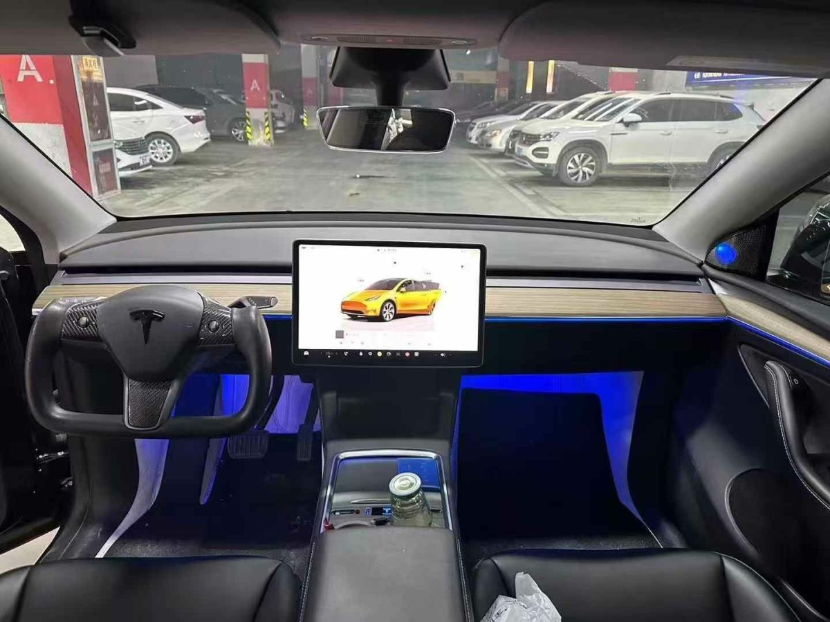 特斯拉 Model S  2023款 三電機(jī)全輪驅(qū)動(dòng) Plaid版圖片