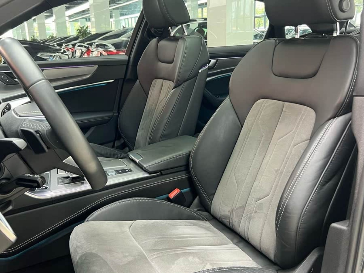 奧迪 奧迪A6L  2022款 45 TFSI 臻選動感型圖片