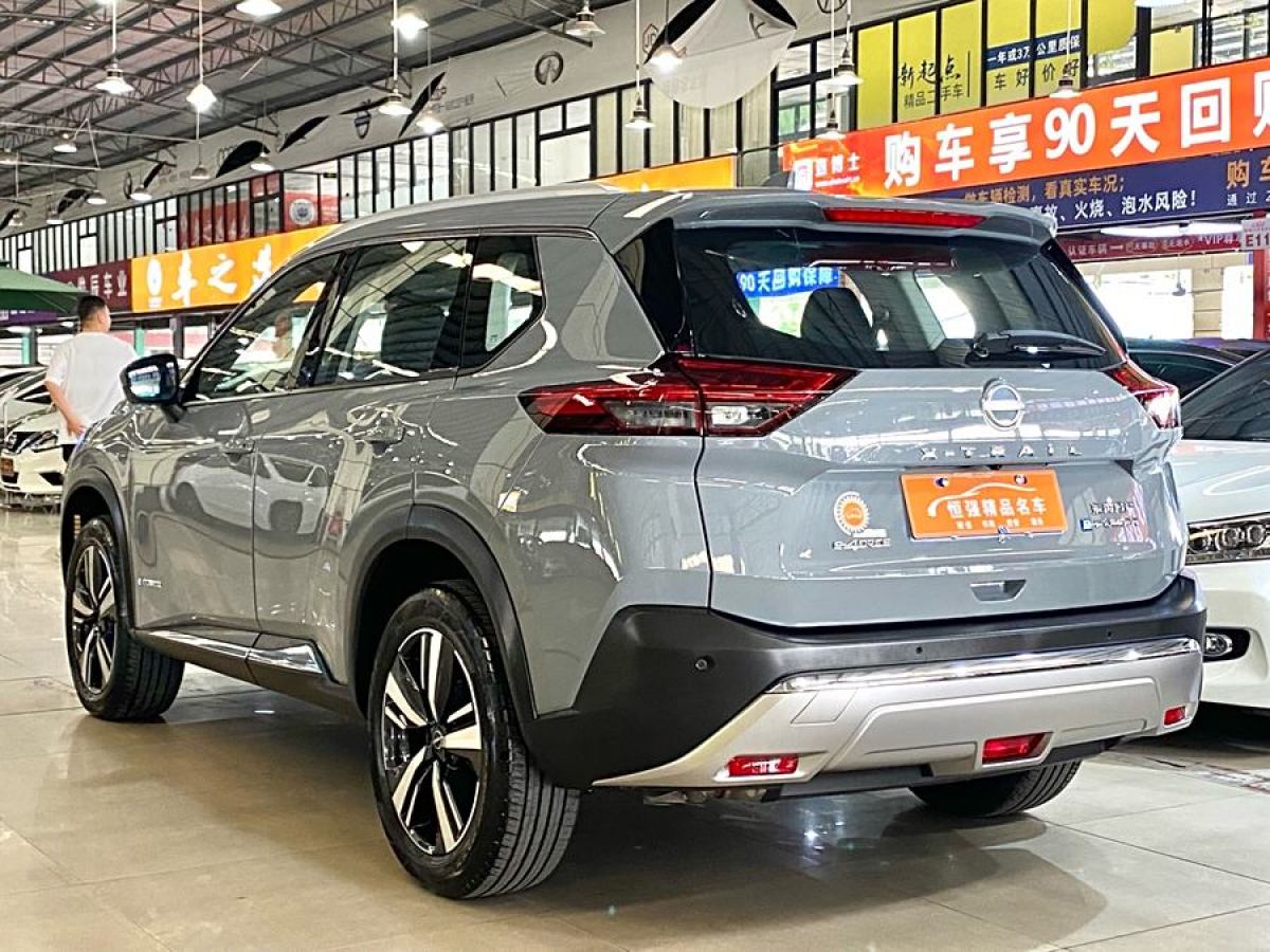 日產(chǎn) 奇駿  2023款 e-POWER 超混雙電機(jī)四驅(qū)至尊版圖片