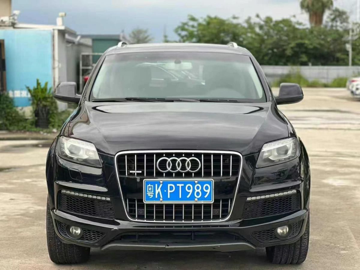 奧迪 奧迪Q7  2013款 Q7 35TDI quattro 領(lǐng)先型圖片