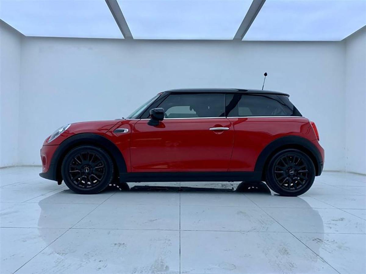 MINI MINI  2019款 1.5T COOPER 經(jīng)典派圖片