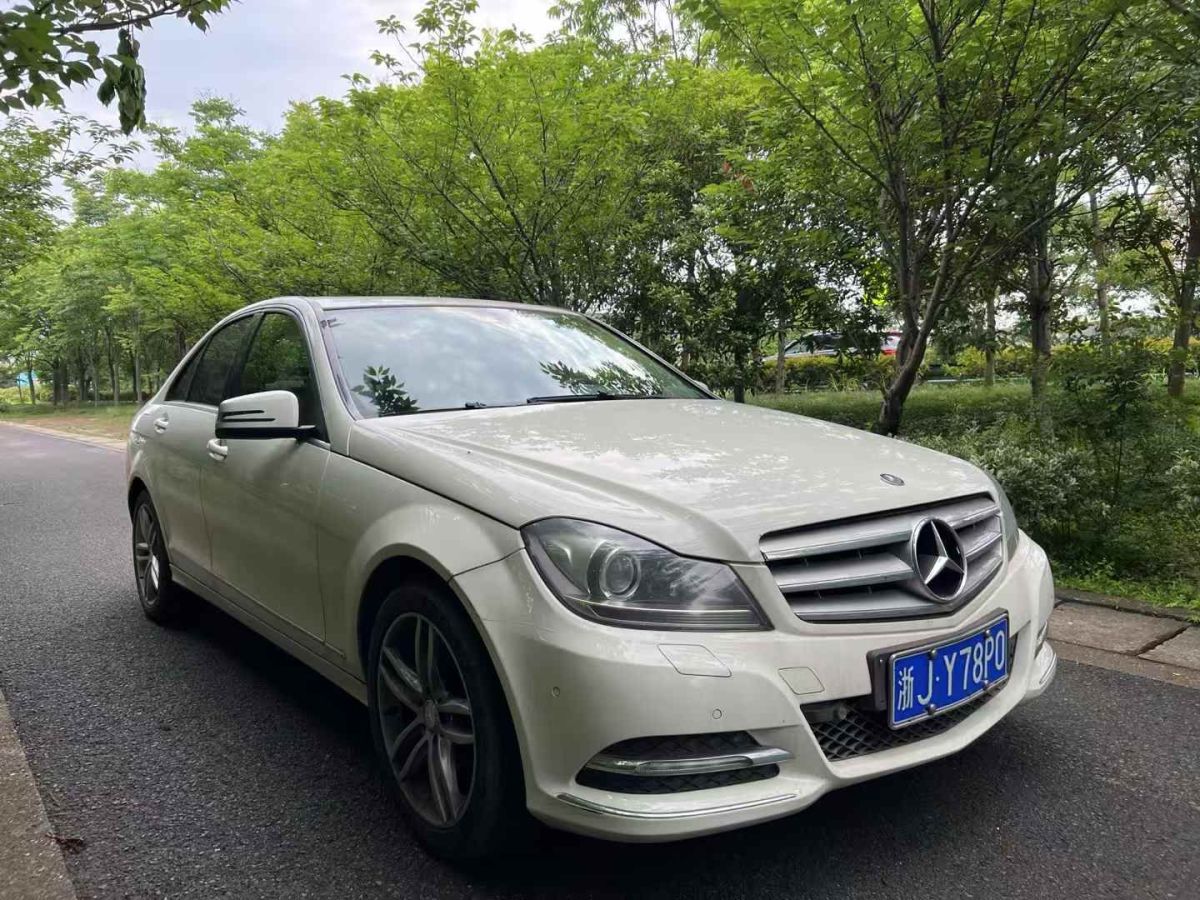 奔馳 奔馳C級AMG  2012款 AMG C 63 動感型圖片
