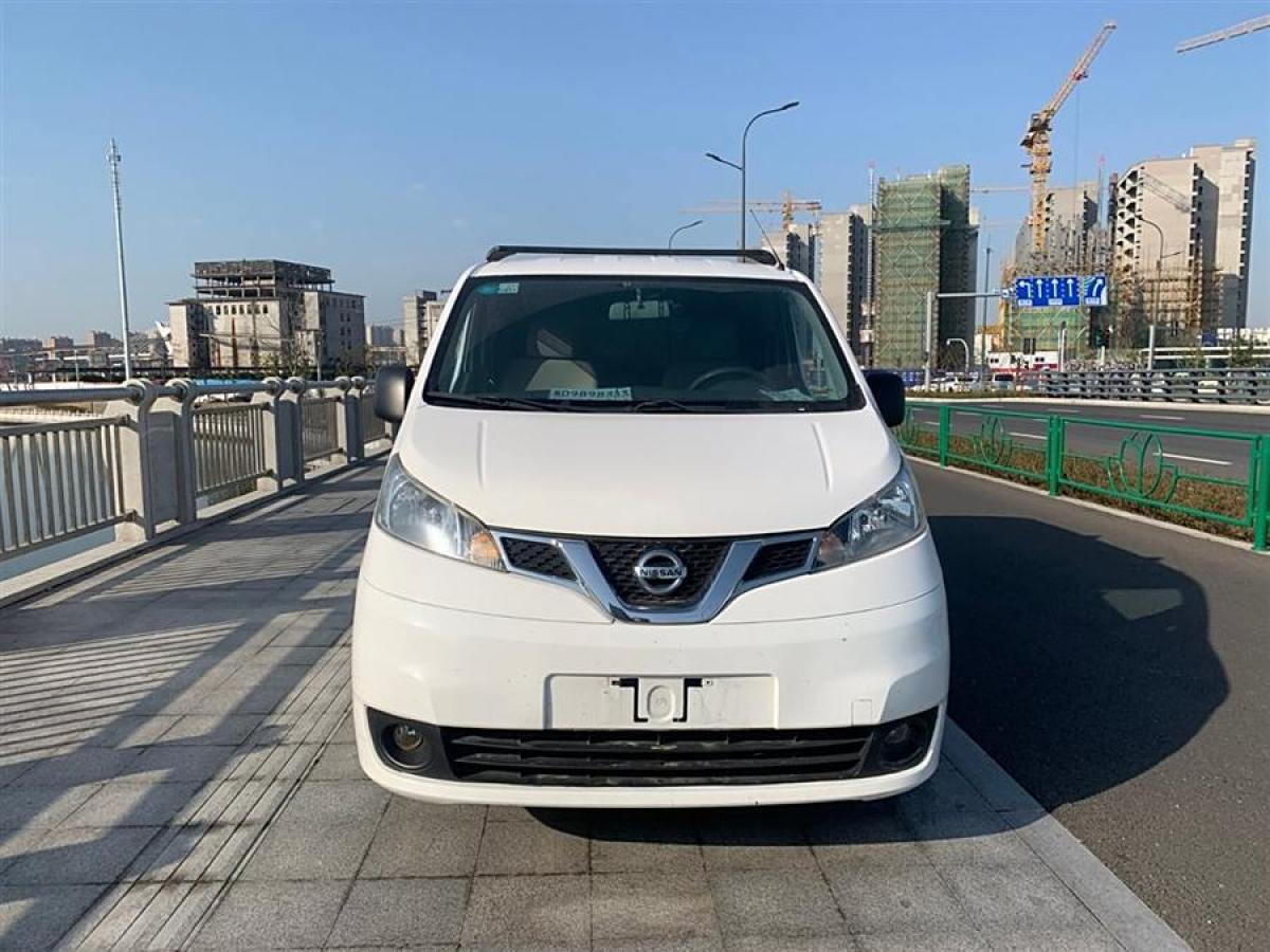 日產(chǎn) NV200  2014款 1.6L CVT豪華型 國V圖片