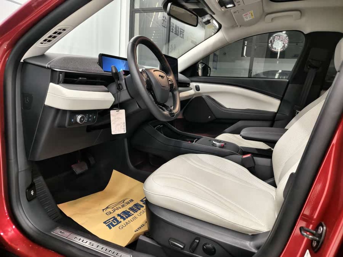 福特 Mustang Mach-E  2021款 長(zhǎng)續(xù)航后驅(qū)版圖片