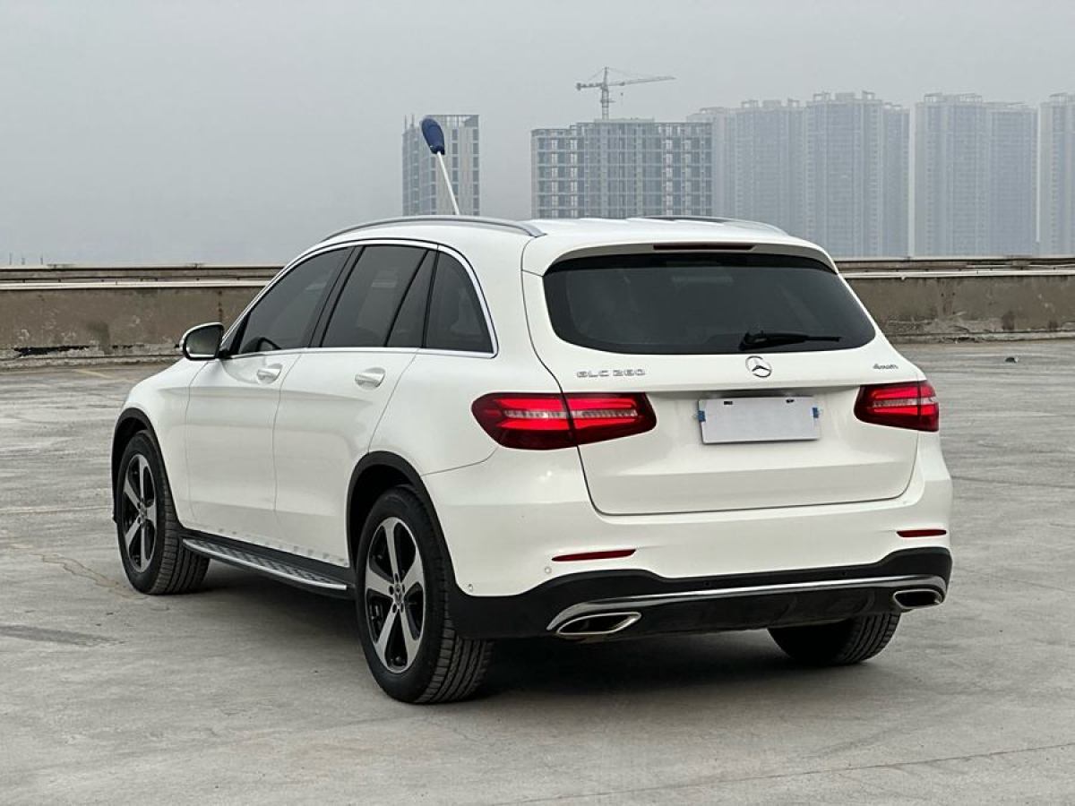 奔馳 奔馳GLC  2018款 改款 GLC 260 4MATIC 豪華型圖片