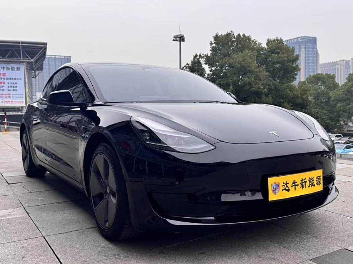 特斯拉 Model Y  2022款 改款 后輪驅(qū)動版圖片