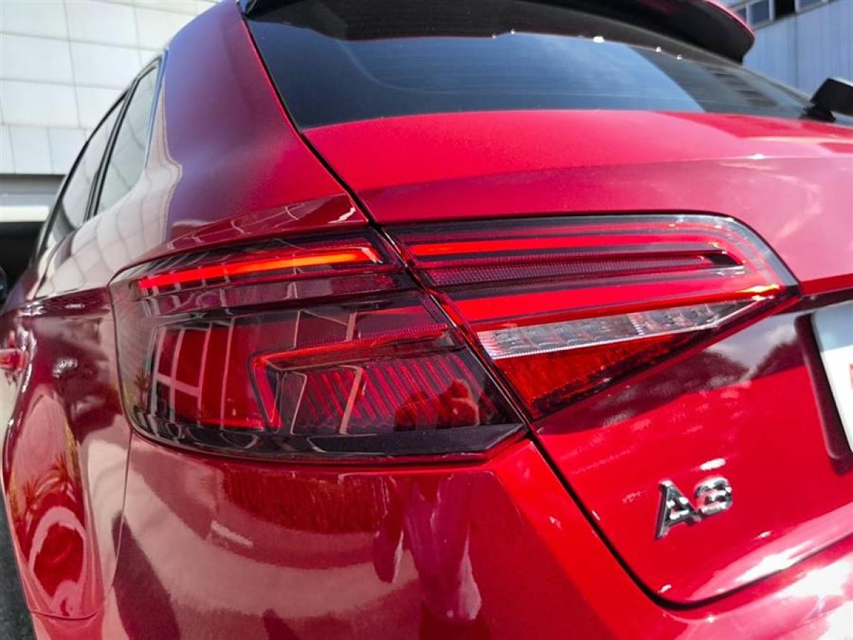 奧迪 奧迪A3  2019款 Sportback 35 TFSI 時(shí)尚型 國(guó)VI圖片