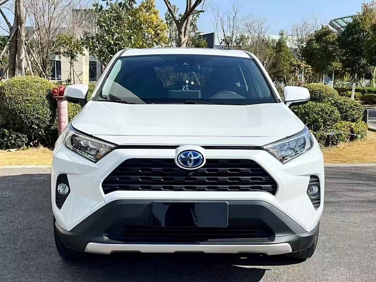 豐田 RAV4榮放  2023款 雙擎 2.5L E-CVT四驅(qū)精英Plus版圖片