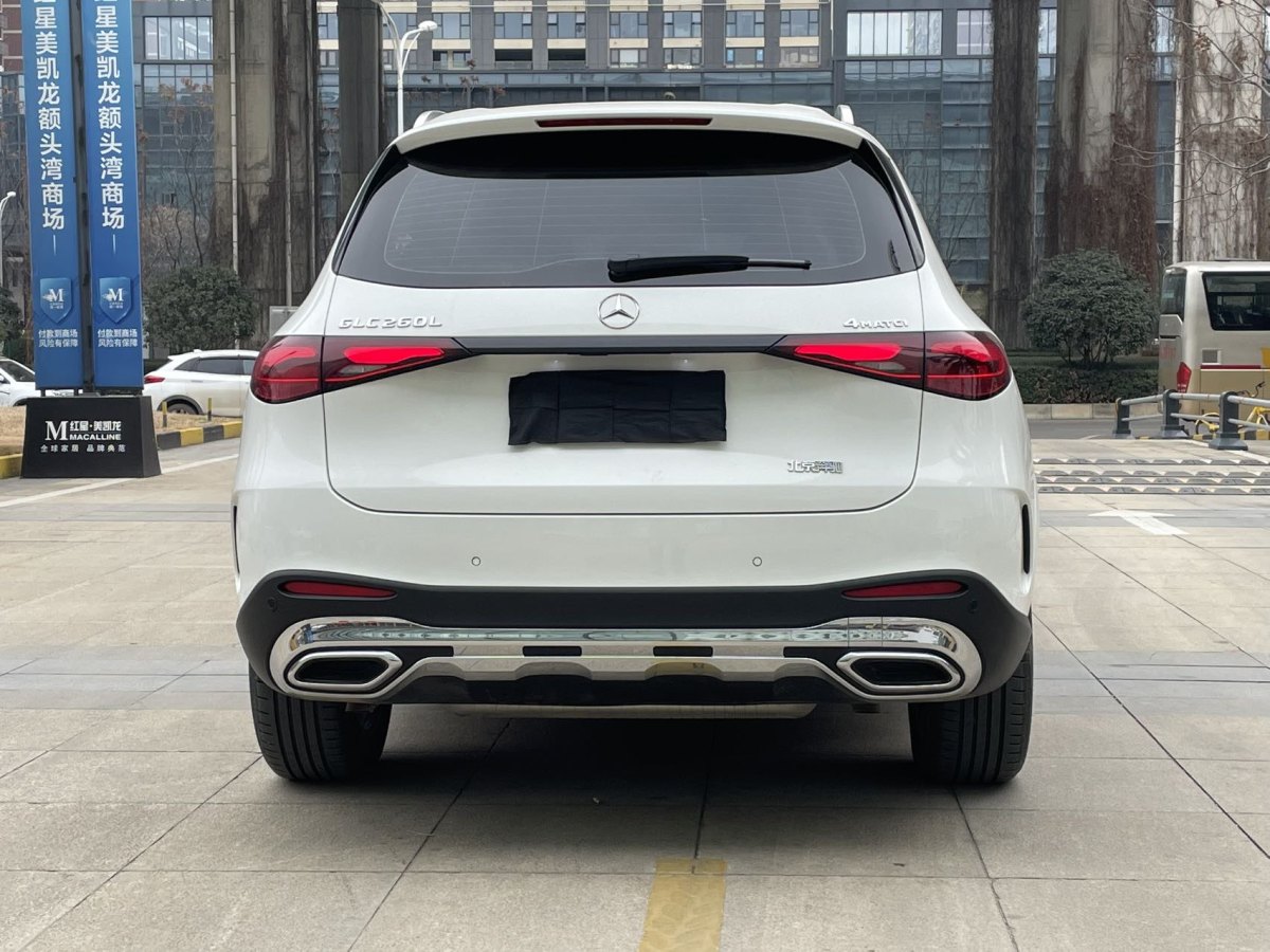 奔馳 奔馳GLC  2024款 改款 GLC 260 L 4MATIC 豪華型 5座圖片