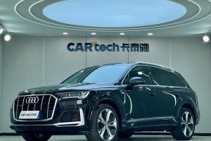 奧迪Q7 奧迪 55 TFSI quattro S line運(yùn)動(dòng)型