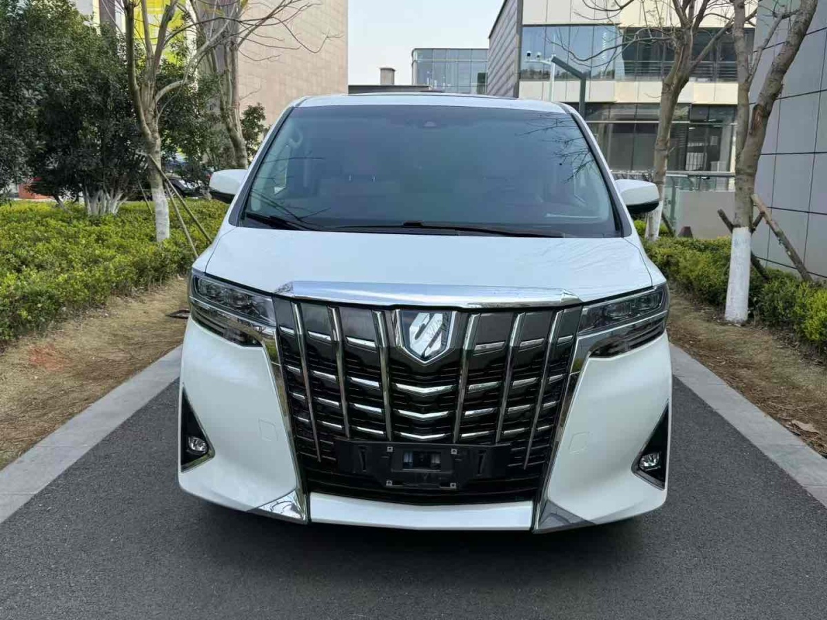 2022年9月豐田 埃爾法  2021款 雙擎 2.5L 豪華版