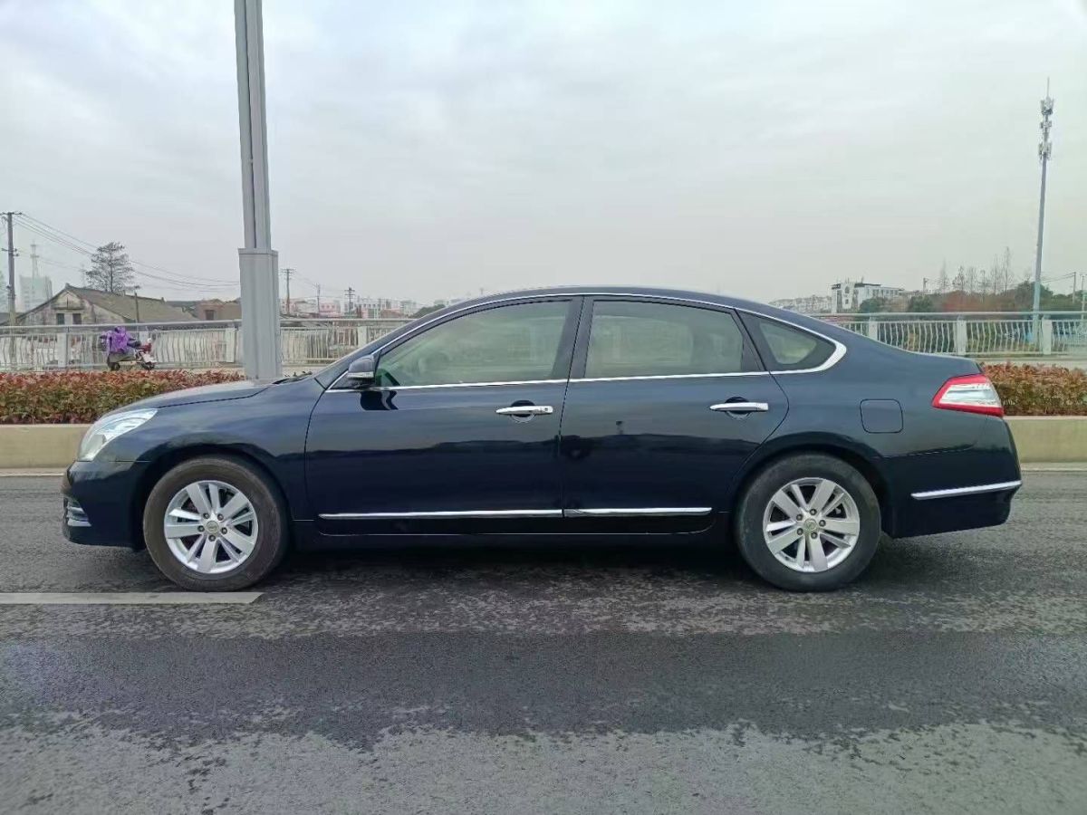 日產(chǎn) 天籟  2011款 2.0L XE標準版圖片