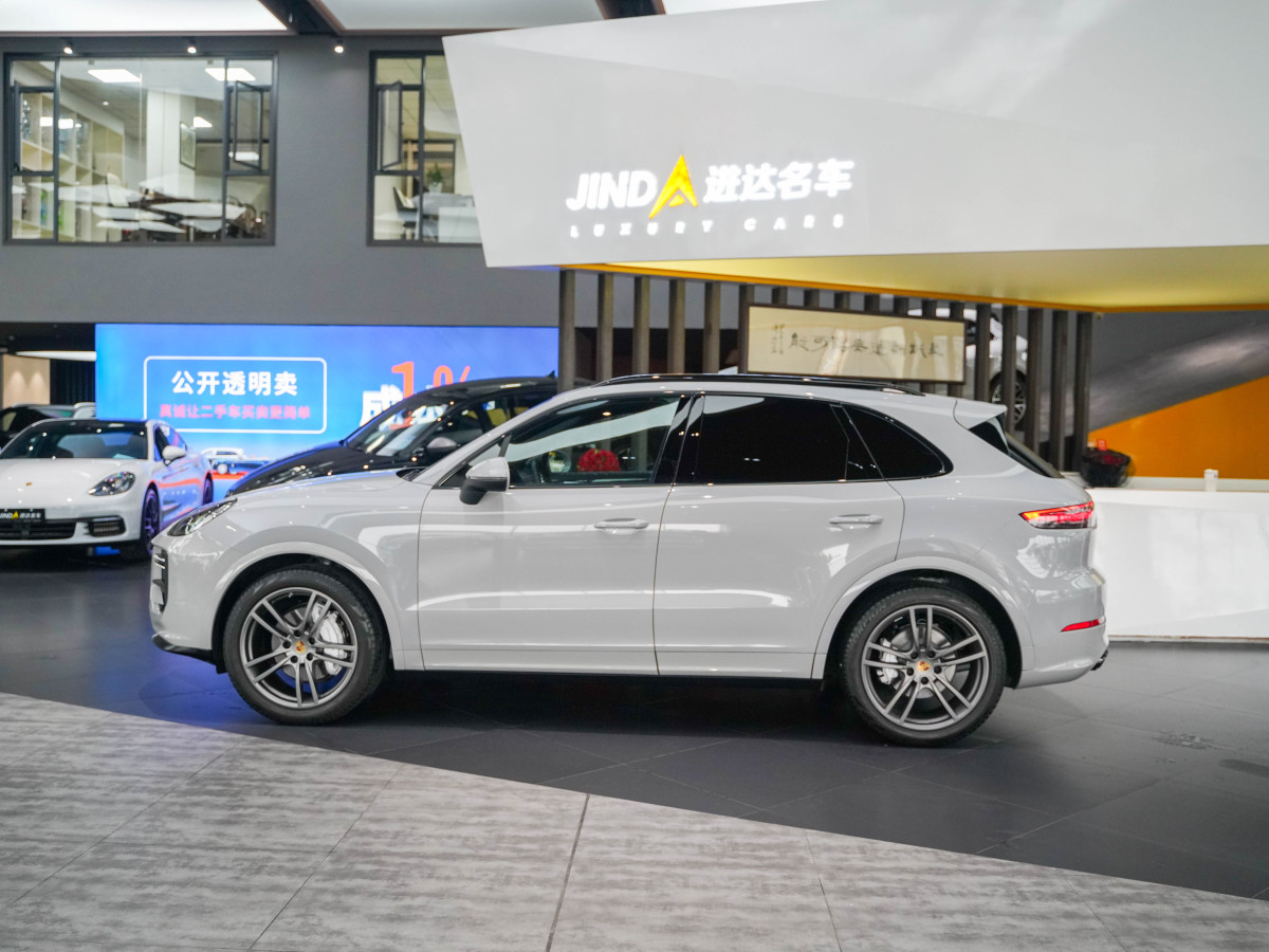 保時(shí)捷 Cayenne  2023款 Cayenne 3.0T圖片