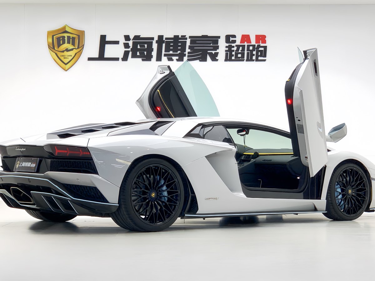 2017年7月蘭博基尼 Aventador  2017款 Aventador S