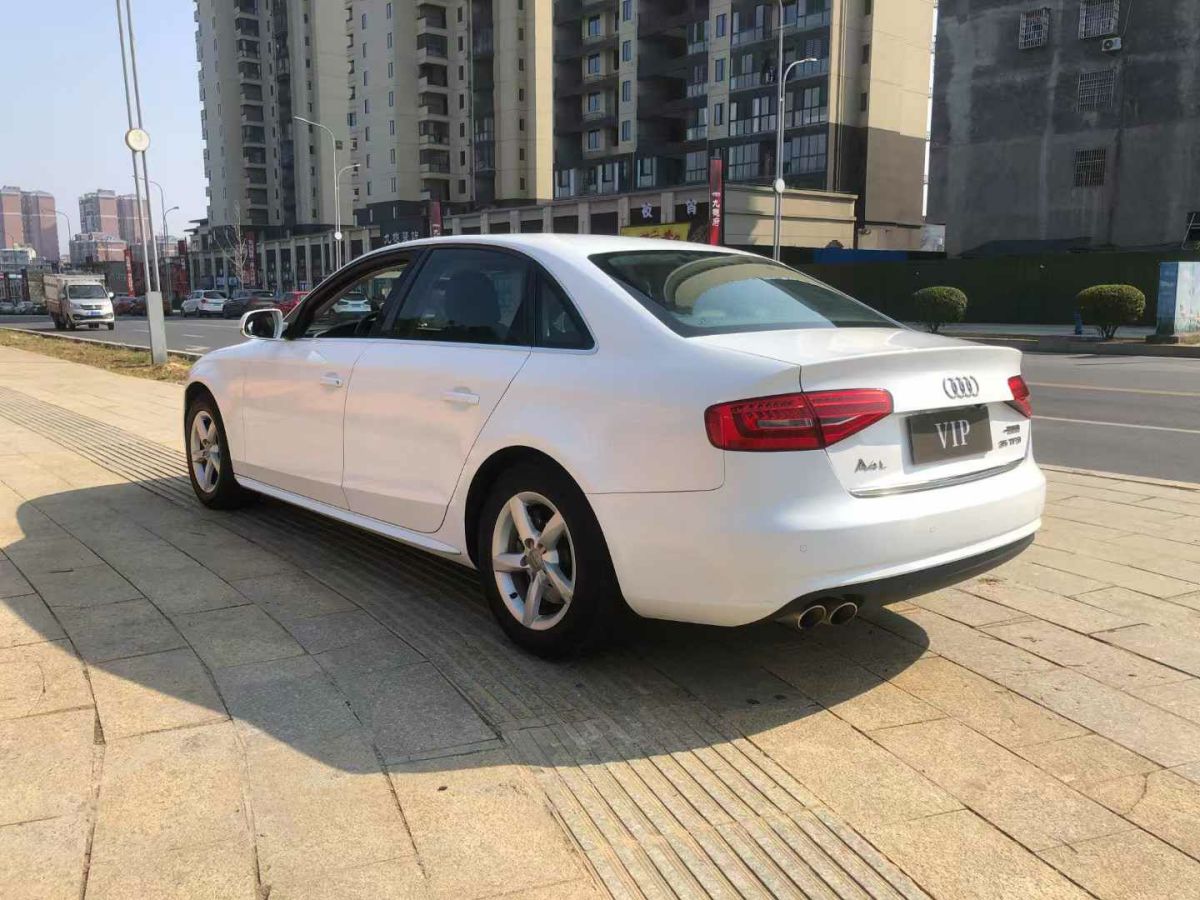 奧迪 奧迪A4L  2015款 A4L 1.8TFSI 30TFSI 舒適型圖片