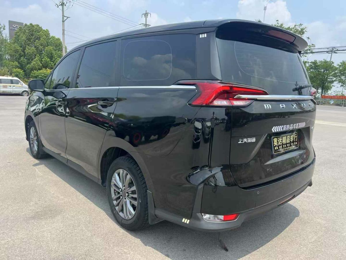 上汽大通 V80  2023款 2.0T AMT經(jīng)典城配王長(zhǎng)軸高頂3座圖片