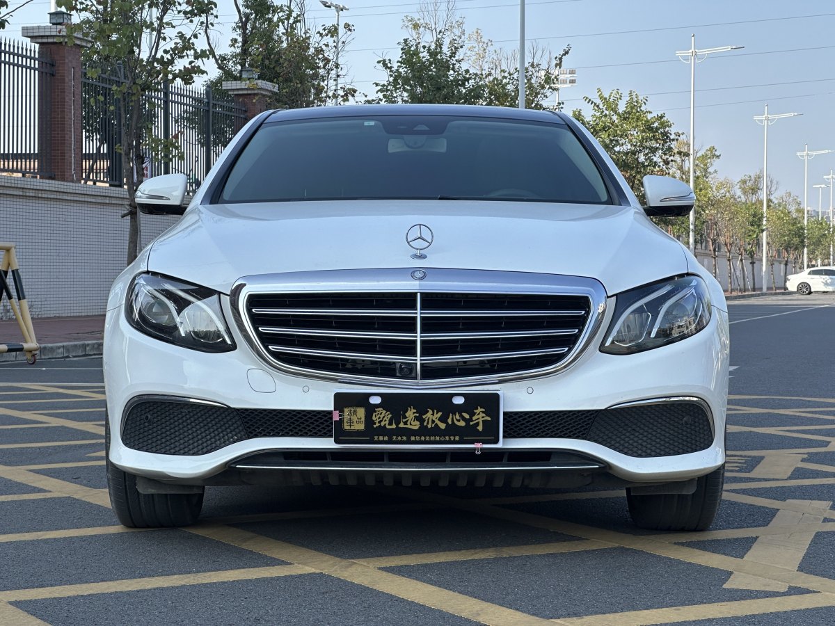 奔馳 奔馳E級  2019款 改款 E 300 L 豪華型圖片