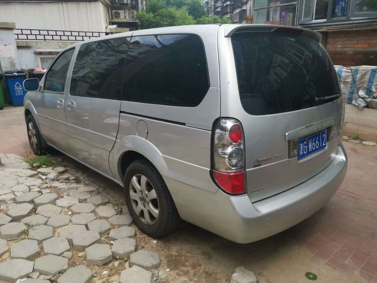 別克 GL8  2008款 陸尊 3.0L XT 導(dǎo)航版圖片