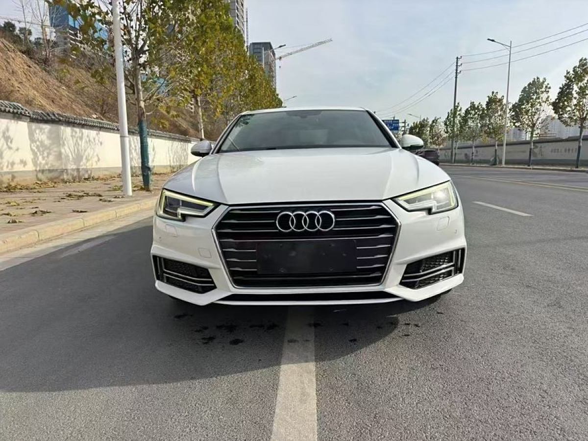 奧迪 奧迪A4L  2019款 40 TFSI 進(jìn)取型 國(guó)VI圖片