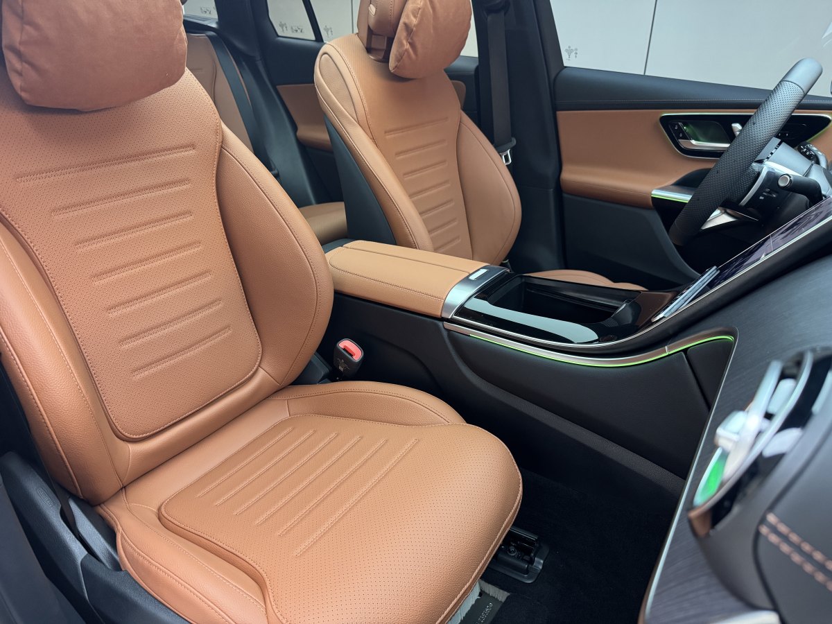 奔馳 奔馳GLC  2024款 改款 GLC 260 L 4MATIC 豪華型 5座圖片