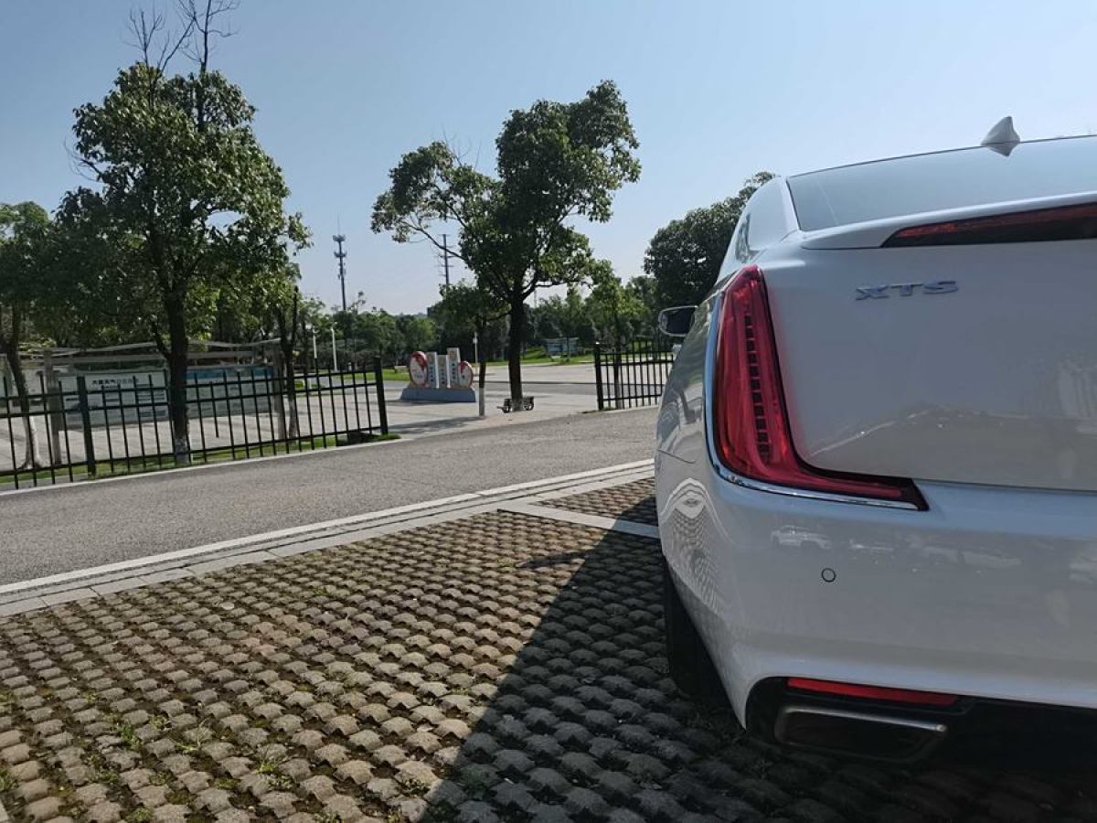 凱迪拉克 XTS  2018款 28T 精英型圖片