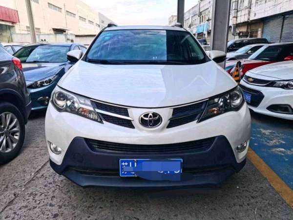 丰田 RAV4荣放  2015款 2.0L CVT两驱风尚版