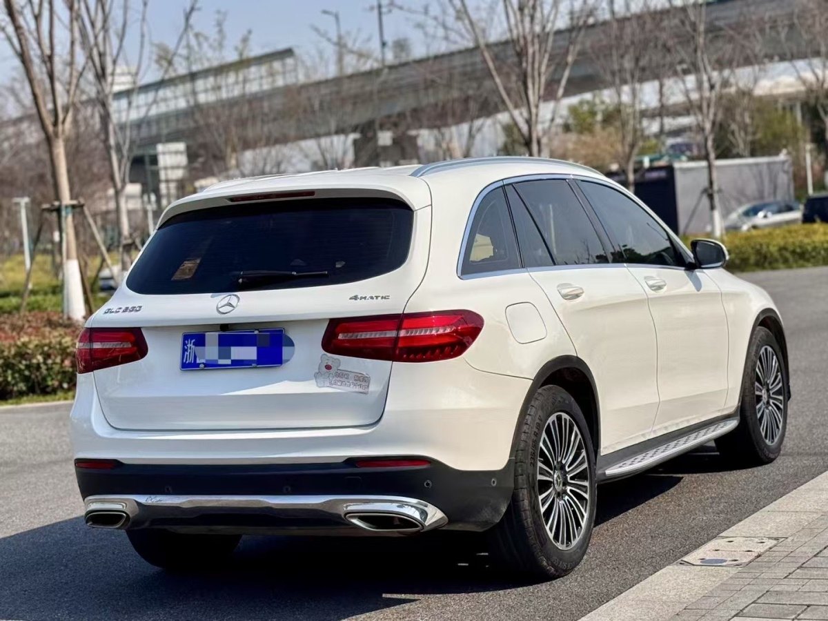 2018年3月奔馳 奔馳GLC  2018款 改款 GLC 200 4MATIC