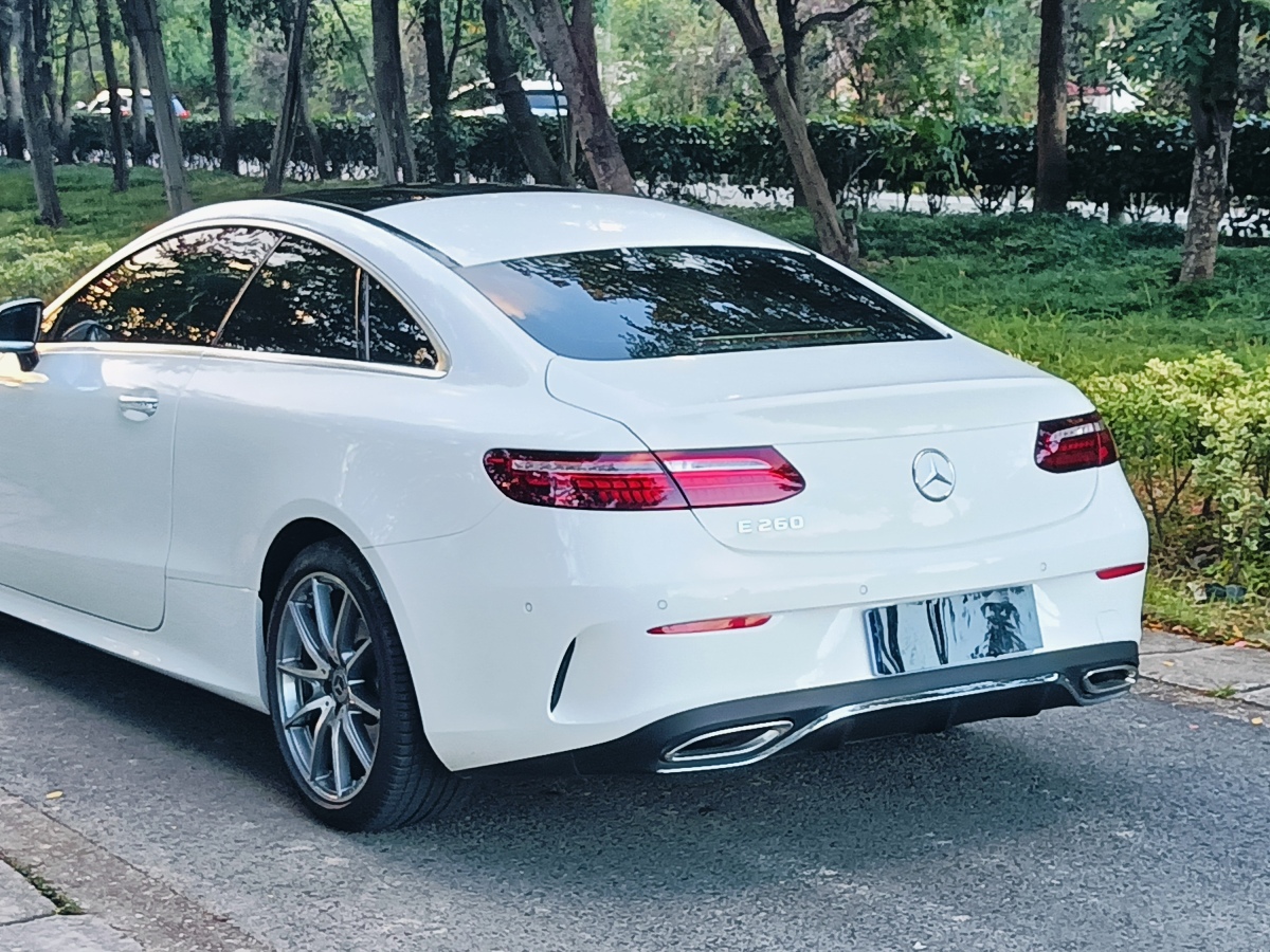 奔馳 奔馳E級  2023款 E 260 轎跑車圖片