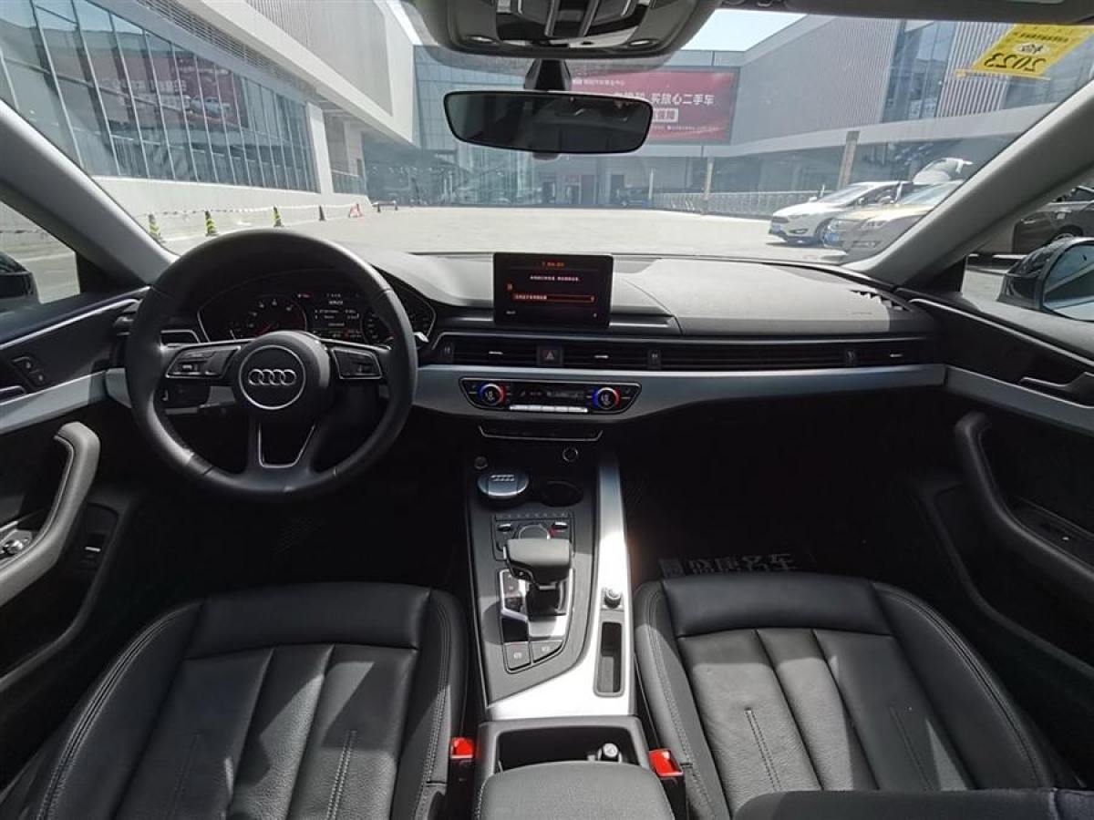 奧迪 奧迪A5  2019款 Sportback 40 TFSI 時(shí)尚型圖片