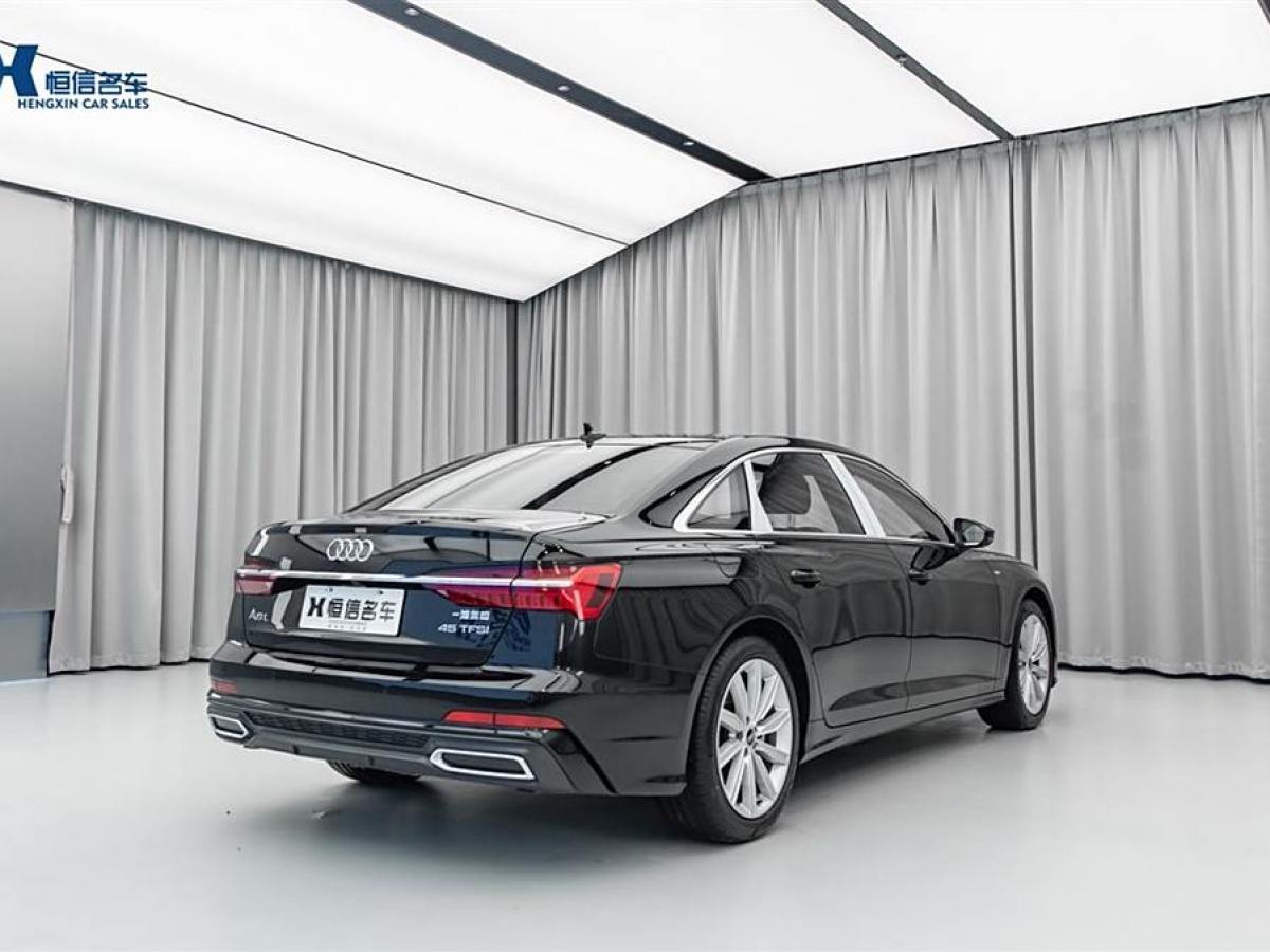 2022年2月奧迪 奧迪A6L  2020款 45 TFSI 臻選動感型