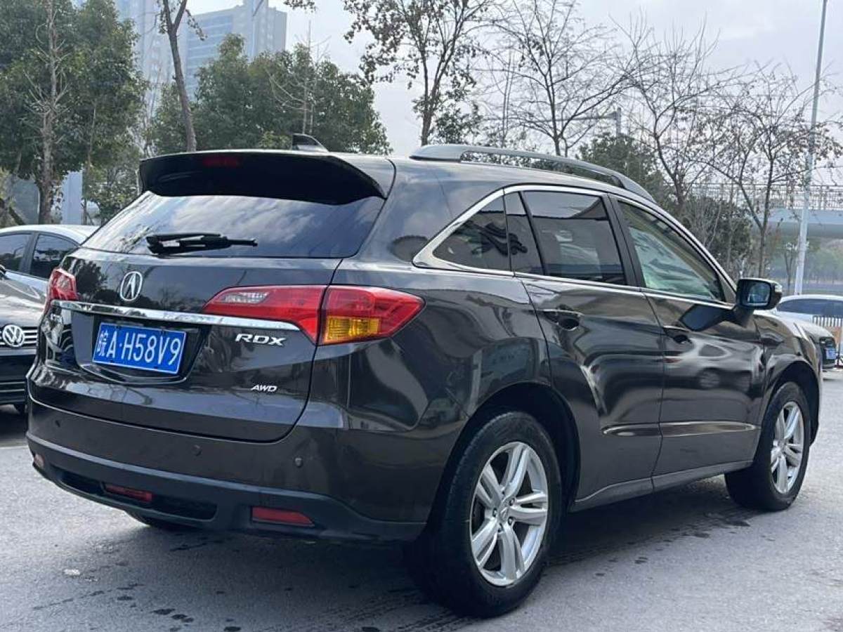 謳歌 RDX  2013款 3.0L 兩驅(qū)精英版圖片